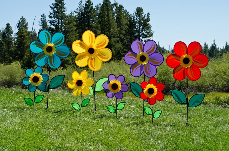 In the Breeze 2774 â€” 12-inch Red Sunflower Wind Spinner with Leaves â€” Colorful Flower for Yard and Garden - Image 4